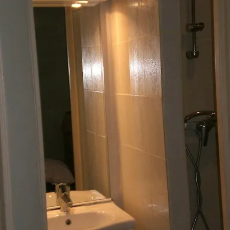 Grand Studio Au Coeur De سُت